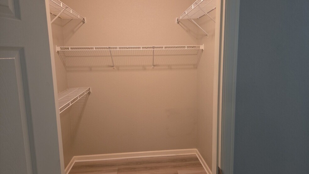 Building Photo - 4875 S Balsam Way