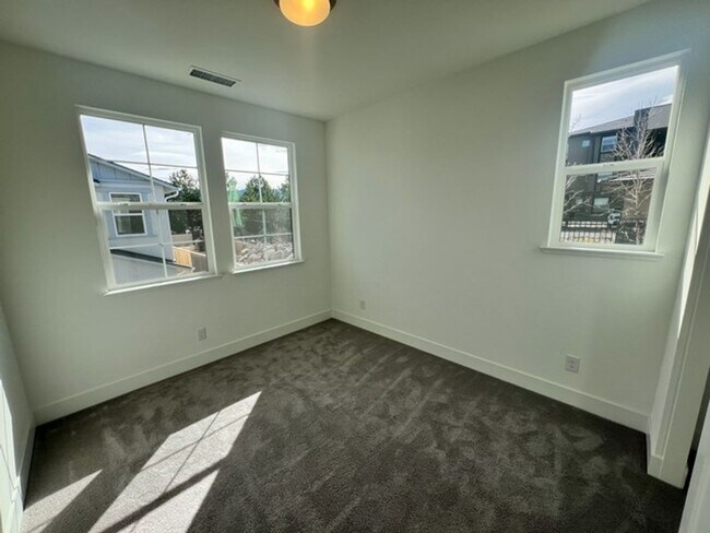 Building Photo - Brand New Three Bedroom Home in S. Reno