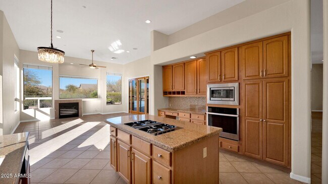 Building Photo - 11732 E Sand Hills Rd