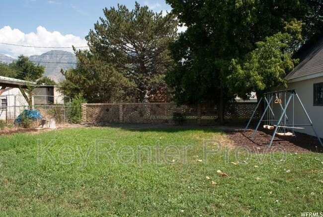 Building Photo - 790 W 500 S