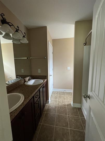 Building Photo - 233 Augusta Way