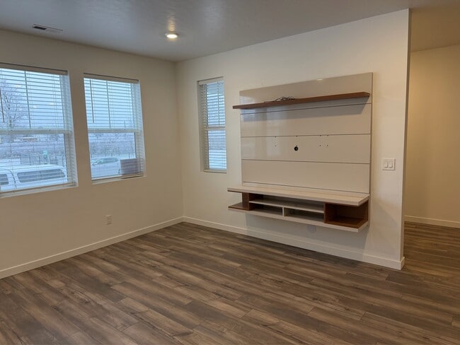 Building Photo - 4248 W Perspective St