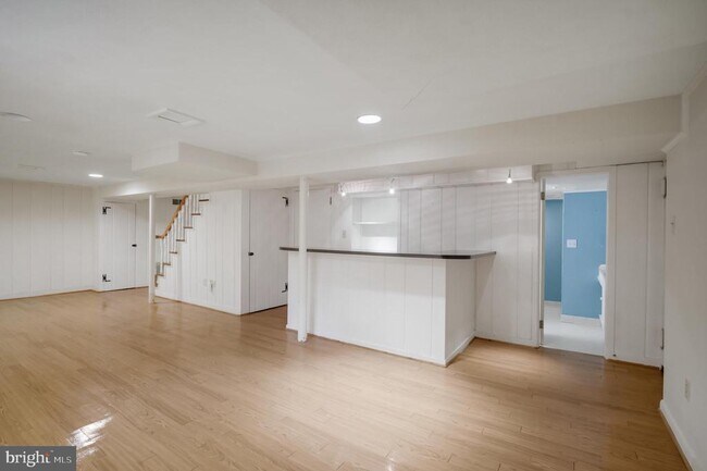 Building Photo - 3111 N Thomas St