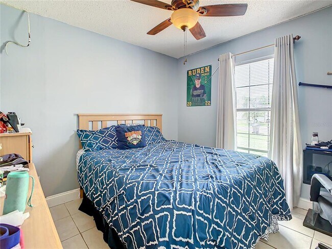 Building Photo - 853 Blanc Ct