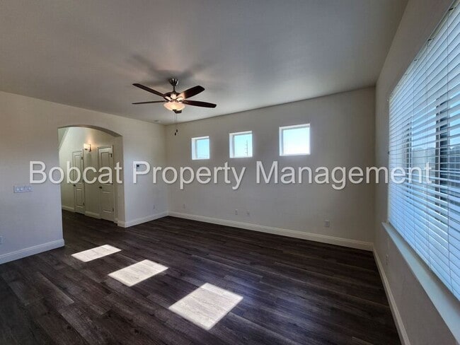 Building Photo - 1255 Correlli Ct