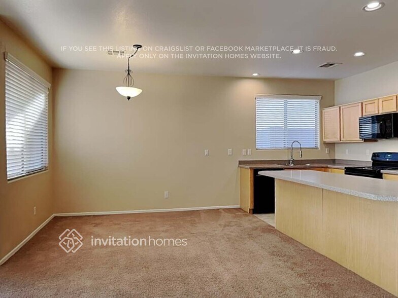 Building Photo - 7025 E Keats Ave