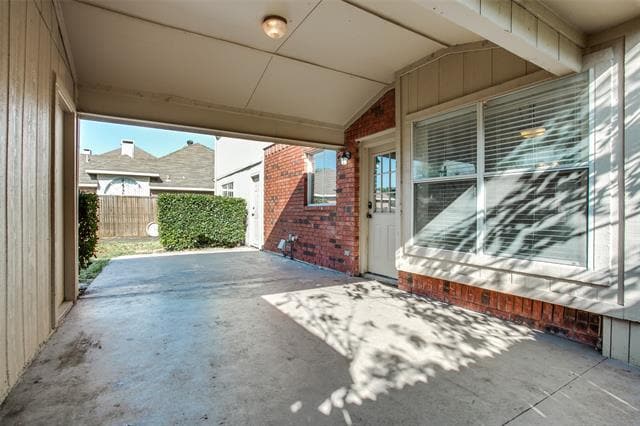 Building Photo - 1908 Walters Dr