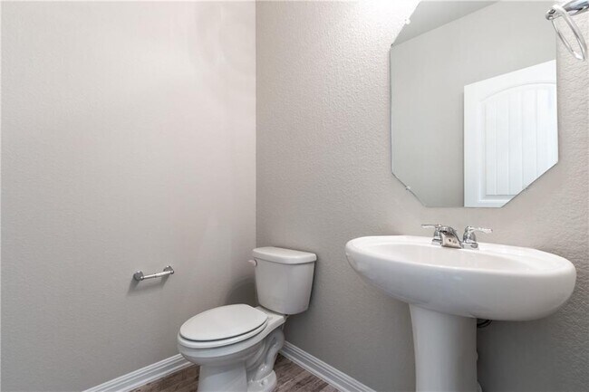 Building Photo - 2718 Bridekirk Dr