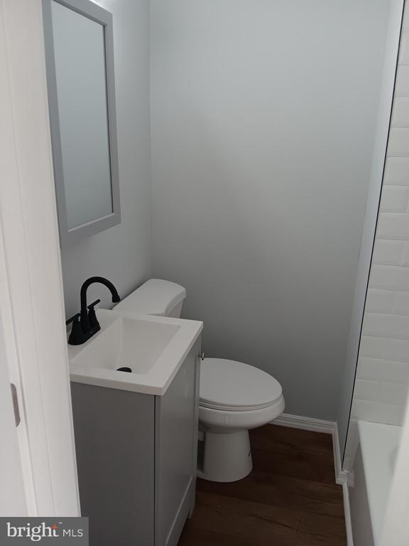 Building Photo - 1020 Potter St