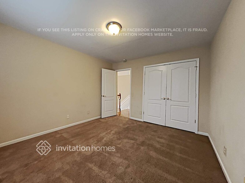 Building Photo - 8227 Beardsley Dr