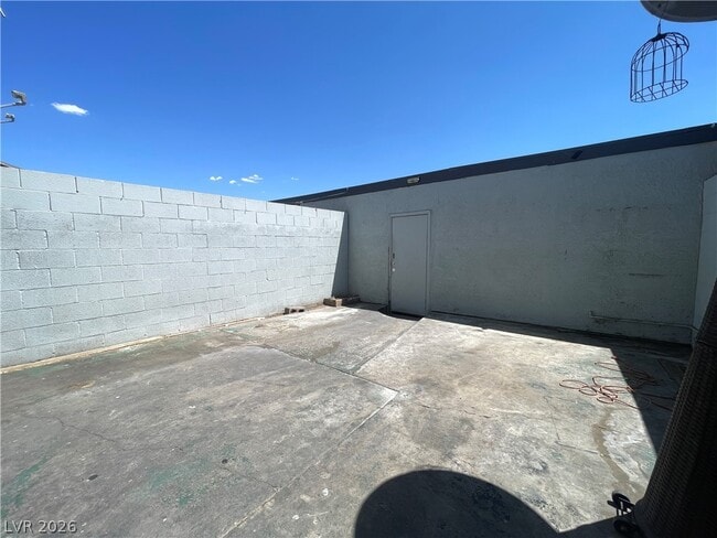 Building Photo - 3904 Blackford Pl
