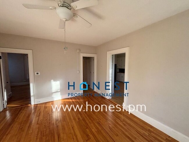 Building Photo - 103 Rackleff St