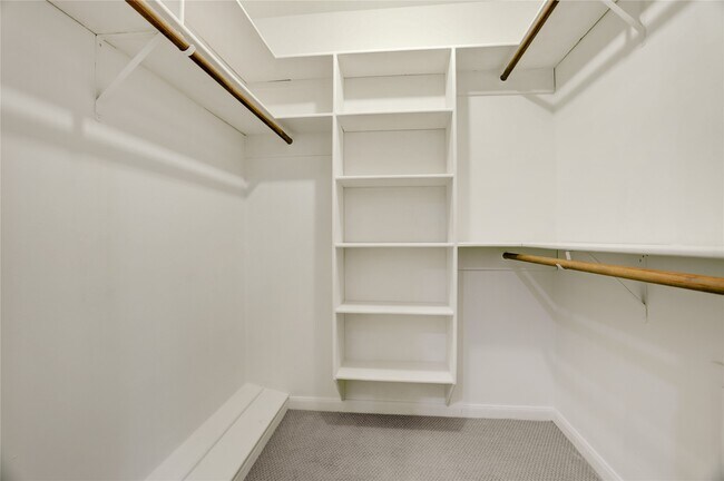 Building Photo - 7514 Olympia Dr