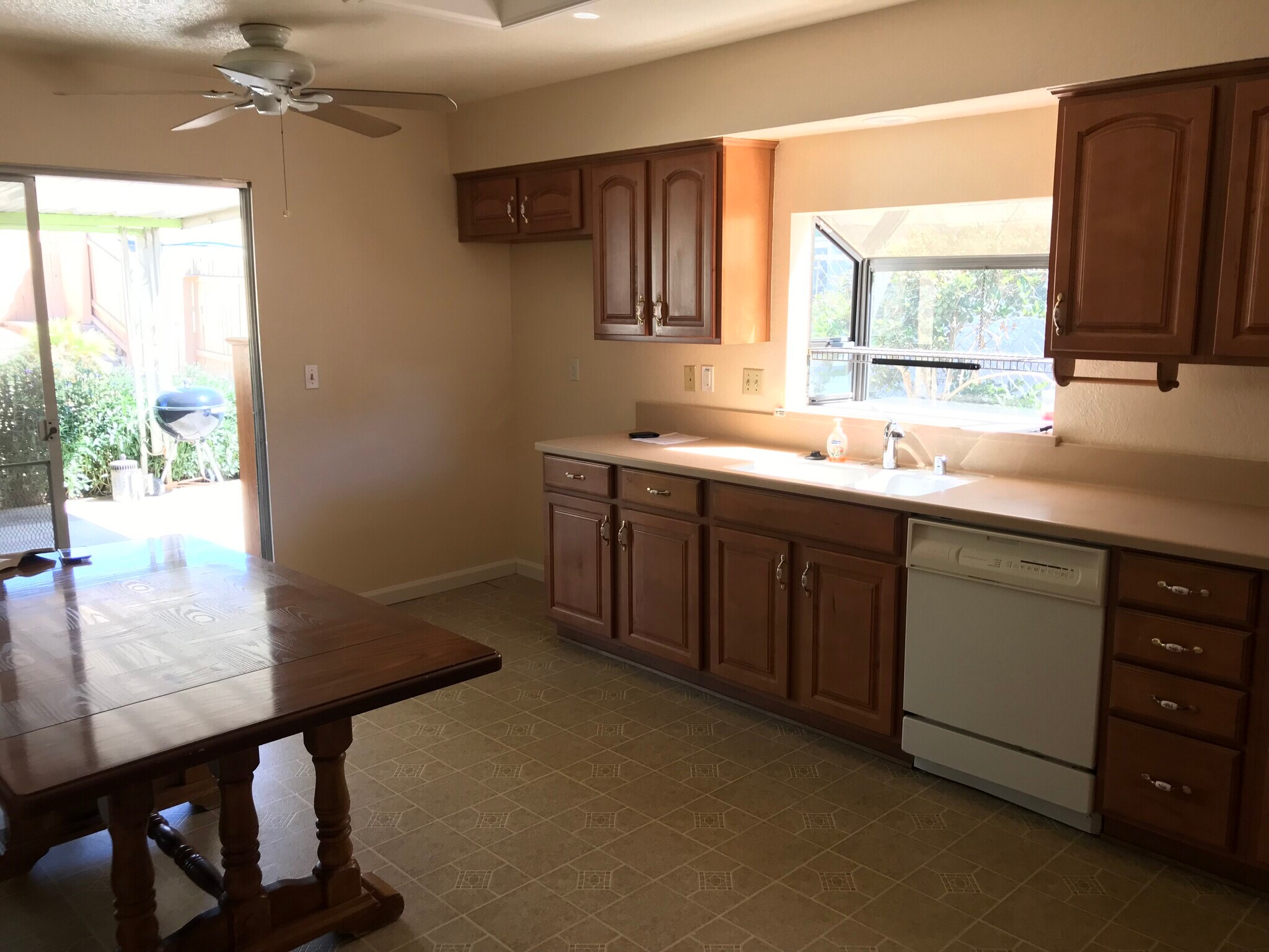 Building Photo - 24312 Dunlavy Ct