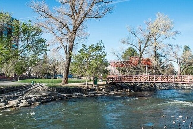 Building Photo - 2bd, 2ba Reno Bungalow in the Riverwalk Di...