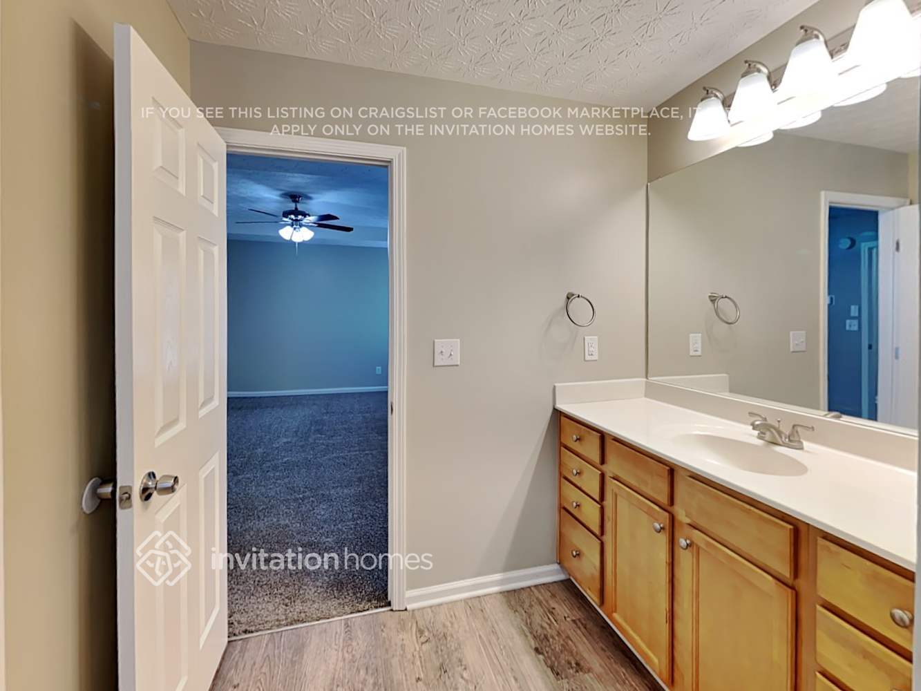 Building Photo - 371 Arrowhead Dr