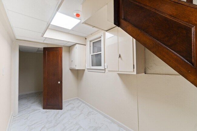 Building Photo - 2314 Palisade Ave