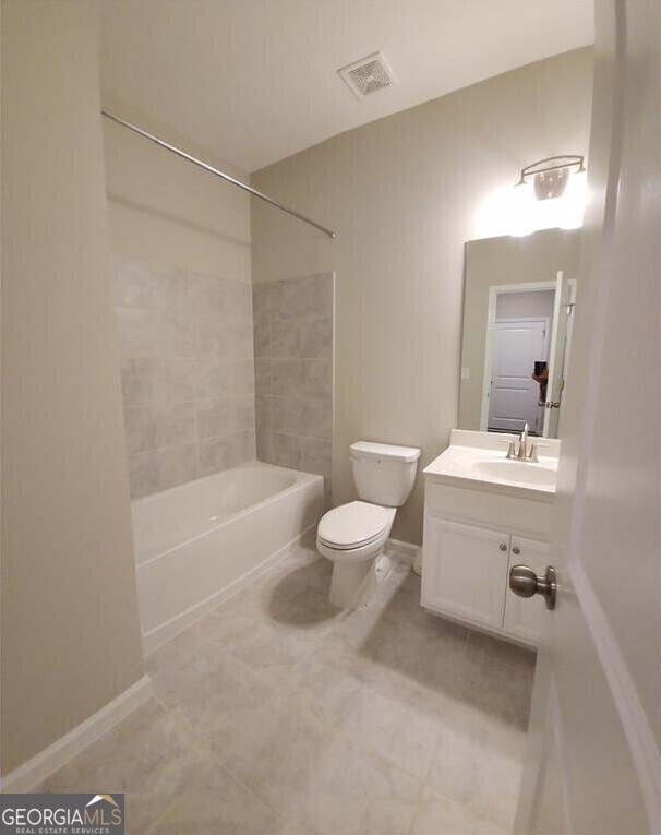 Building Photo - 171 Northaven Ave