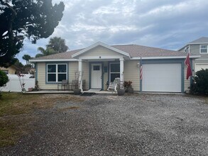 Building Photo - Fully Furnished Flagler Beach Rental – Utilities Included