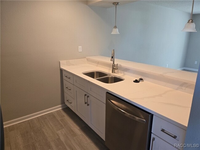 Building Photo - 11599 W Kingfisher Ct