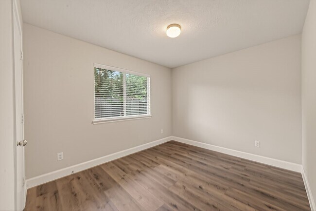 Building Photo - 6739 Windy River Ln