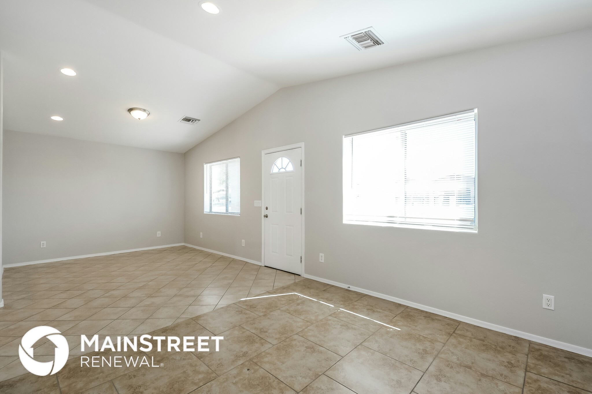 Building Photo - 5040 Fremont Ave