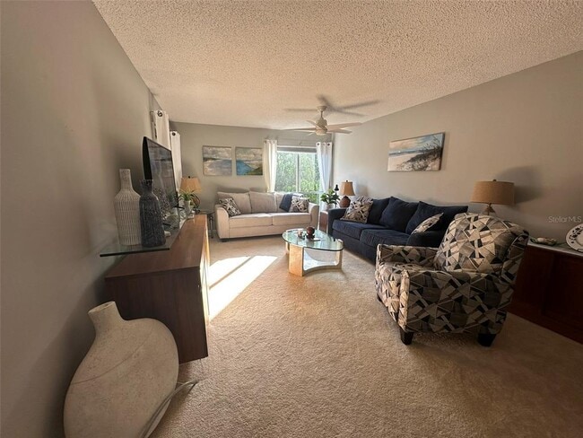 Building Photo - 514 Windrush Bay Dr