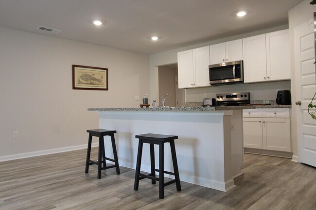 Building Photo - 3063 Jane Ln