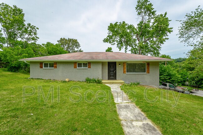 Building Photo - 1375 Orbit Dr