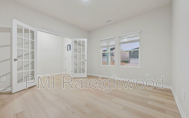 Building Photo - 540 Bridger Dr