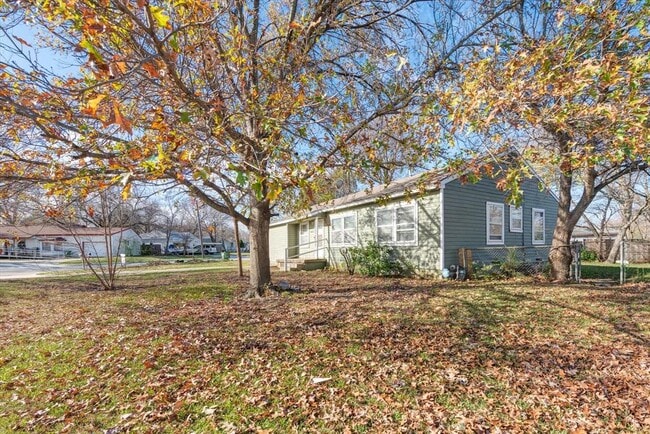 Building Photo - 1400 Wynn Terrace