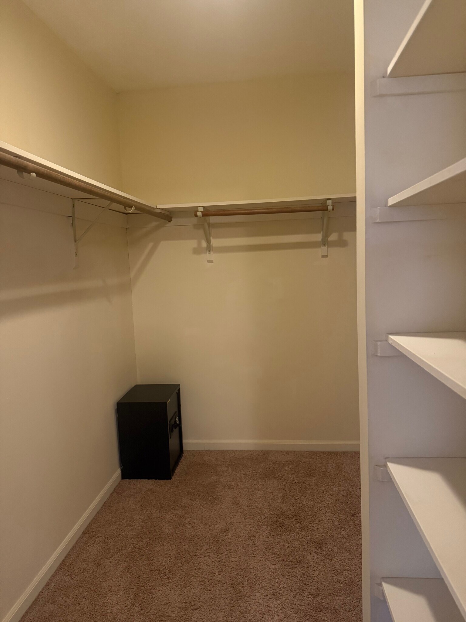 Building Photo - 55 Frenchwoods Cir