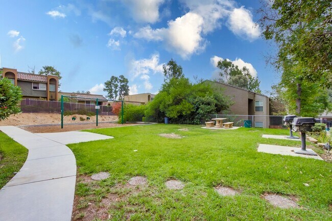 Building Photo - 1350 N Escondido Blvd