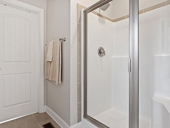 Building Photo - Build Equity While Leasing - Lease and Own...