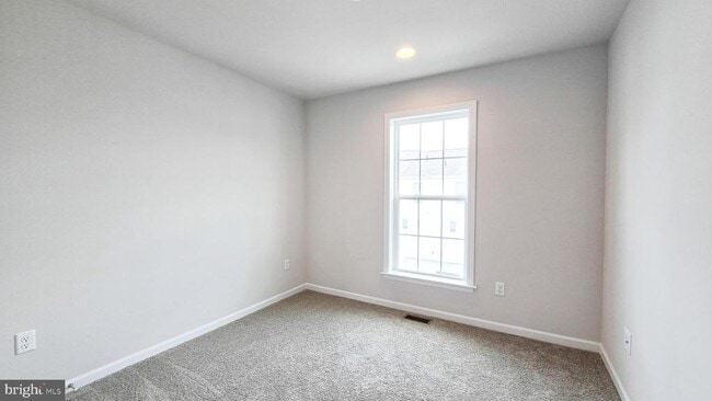 Building Photo - 3089 Herr St