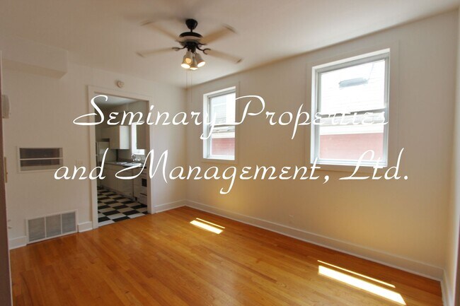 Building Photo - 3311 N Hoyne Ave