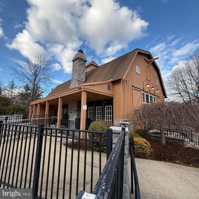 Building Photo - 103 Castleton Ct