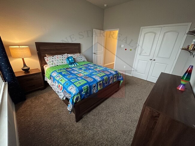 Building Photo - 1627 Neff Dr