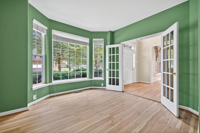 Building Photo - 12031 Arista Manor Way