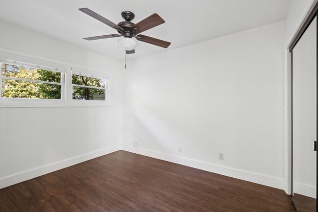 Building Photo - 2000 Clay St