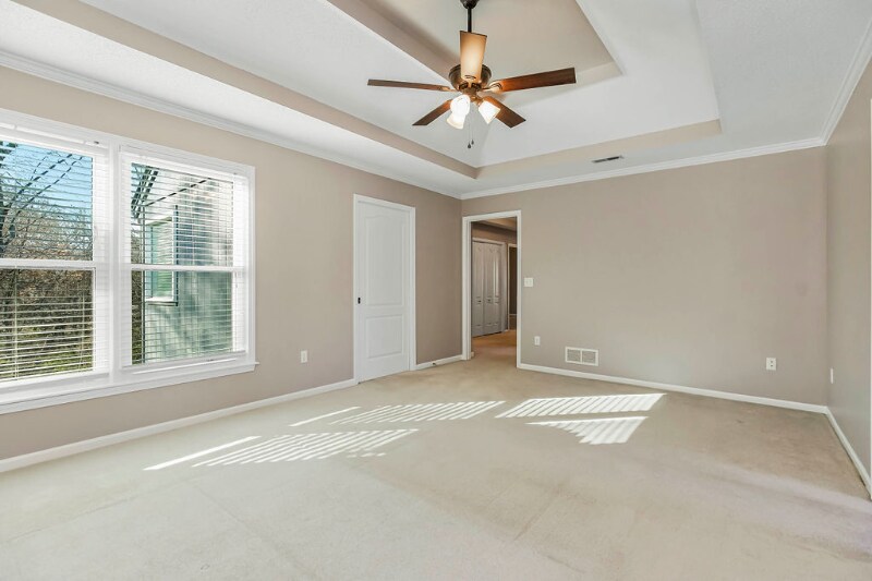 Building Photo - 5933 W 153rd St