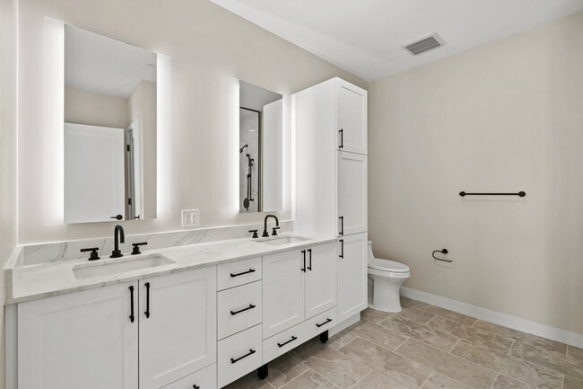 primary bath - 18 Artisan Dr