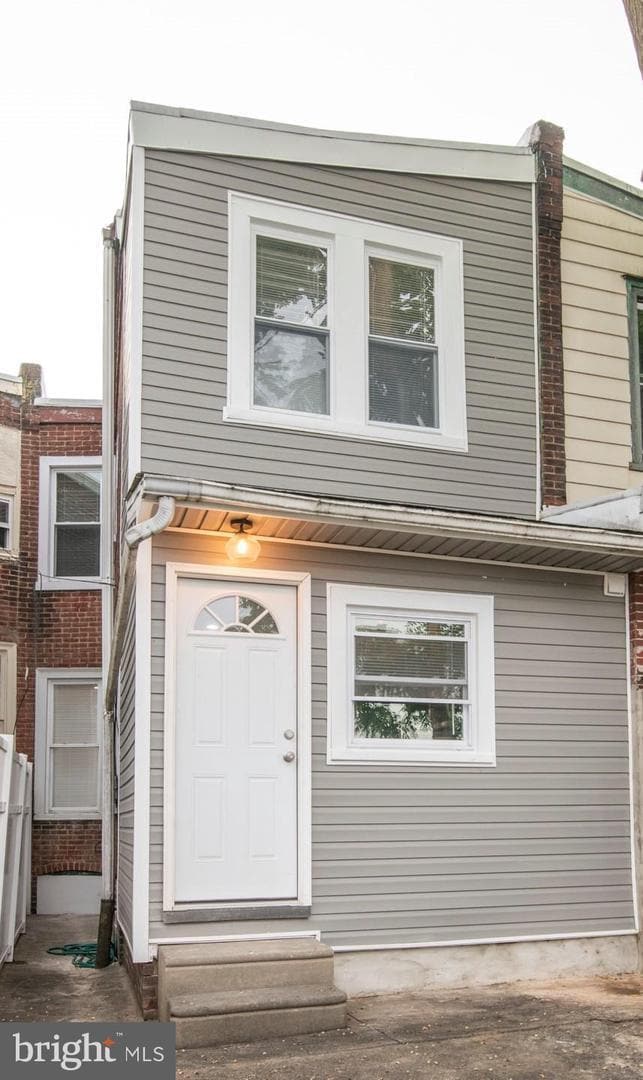 Building Photo - 5005 Hawthorne St