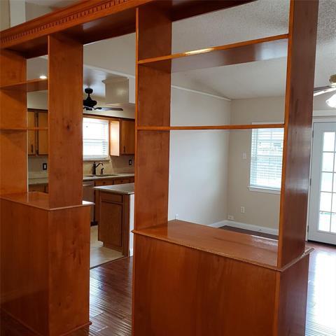 Building Photo - 1409 Archery Ln