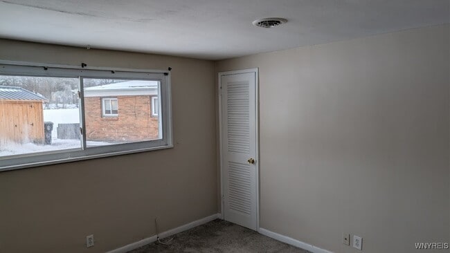 Building Photo - 25 Cadet Cir