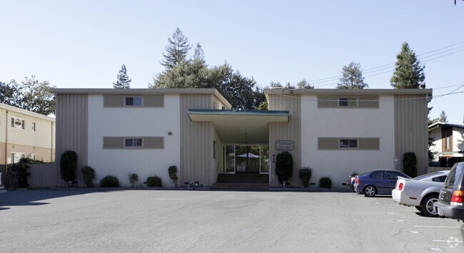 Primary Photo - Tiffany Plaza Apartments