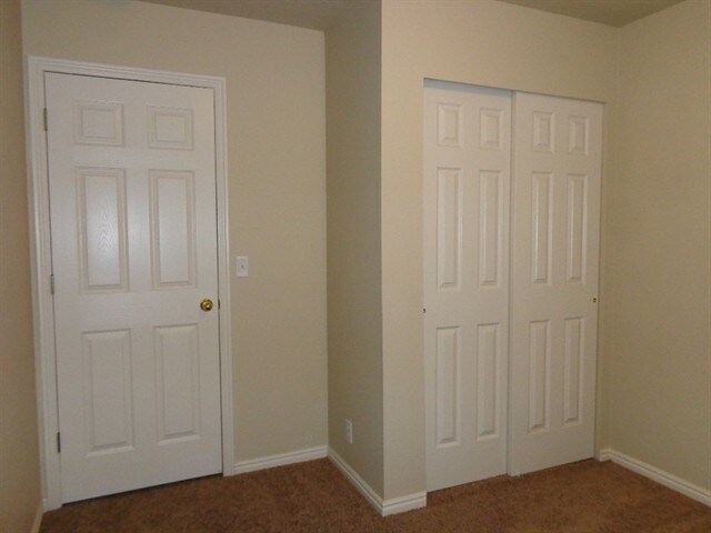 Building Photo - 5155 W Devonna Rd