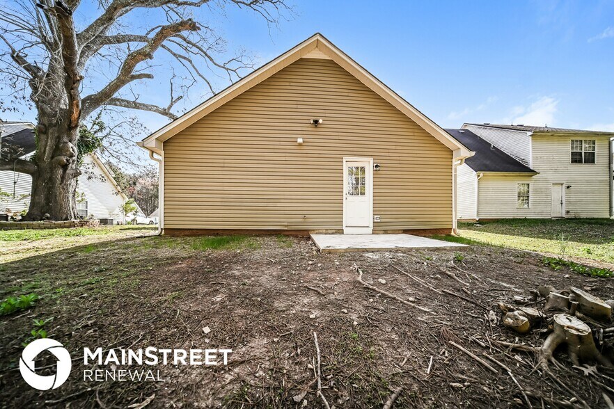 Building Photo - 90 Inverness Trce