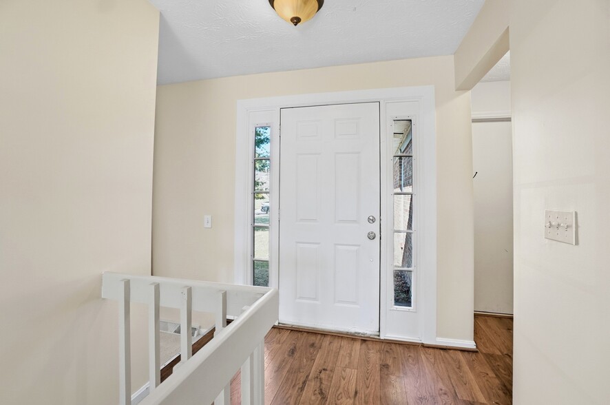 Building Photo - 1849 Lemontree Ln