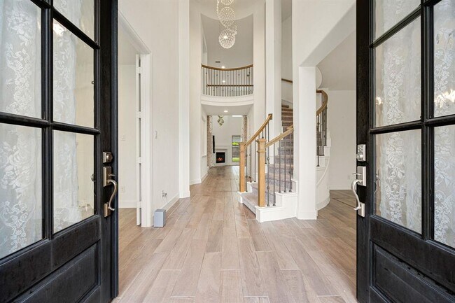 Building Photo - 28946 Parker Ridge Dr
